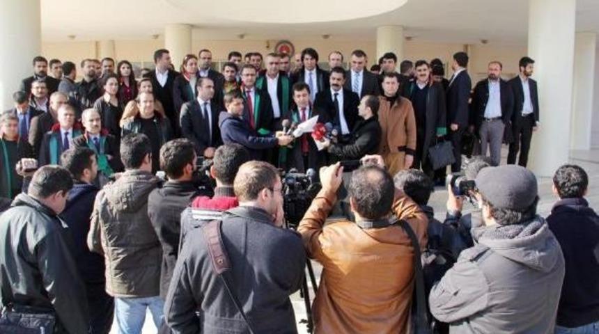 Şanlıurfa&rsquo;Da Avukatlardan Uludere Protestosu