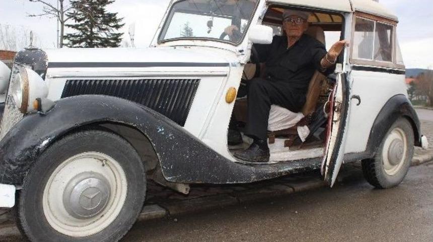 Klasik Otomobil Bartın Sokaklarında