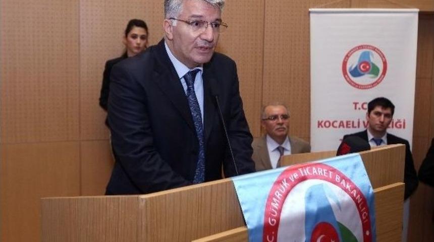 Zekeriya &Ouml;zak Kooperatif&ccedil;ilere Sertifika Verdi