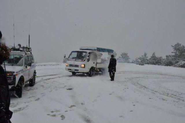 Manisa Spil Dağı Beyaza Büründü