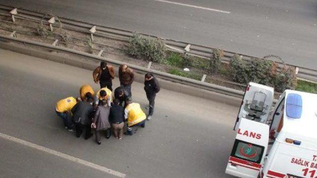 Üst Geçitten Atlayan 14 Yaşındaki Kız Yaralandı