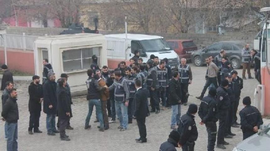 'kuzuların Sessizliği' &Ccedil;etesine 10 Tutuklama