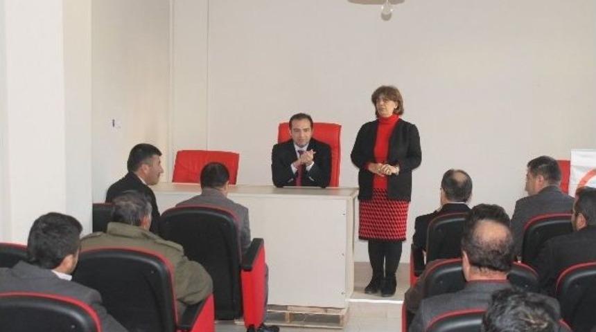 Akdağmadeni İl&ccedil;esinde &Ccedil;obanlar Sertifikalandı