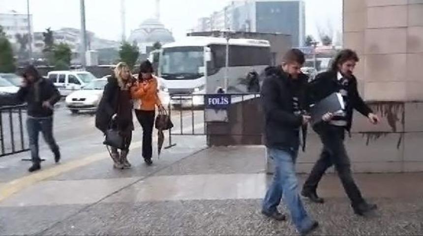 Sedef Kabaş Adliyeye Getirildi (2)