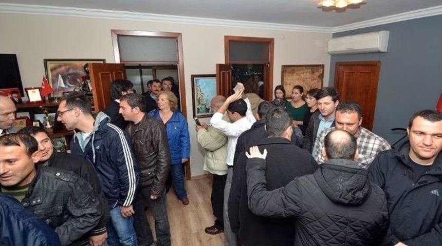 Fo&ccedil;a&rsquo;da Belediyesi&rsquo;nde Yeni Yıl Kutlaması