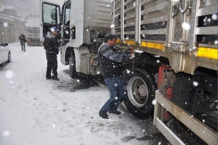 Bursa-ankara Kara Yolu Trafiğe Kapandı G2