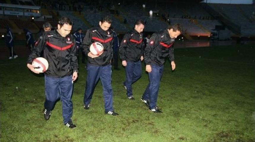 Altınordu - Fenerbah&ccedil;e Ma&ccedil;ı Ertelendi