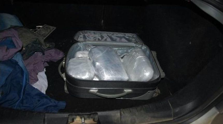 Sivas&rsquo;ta 9 Kilo Esrar Ele Ge&ccedil;irildi