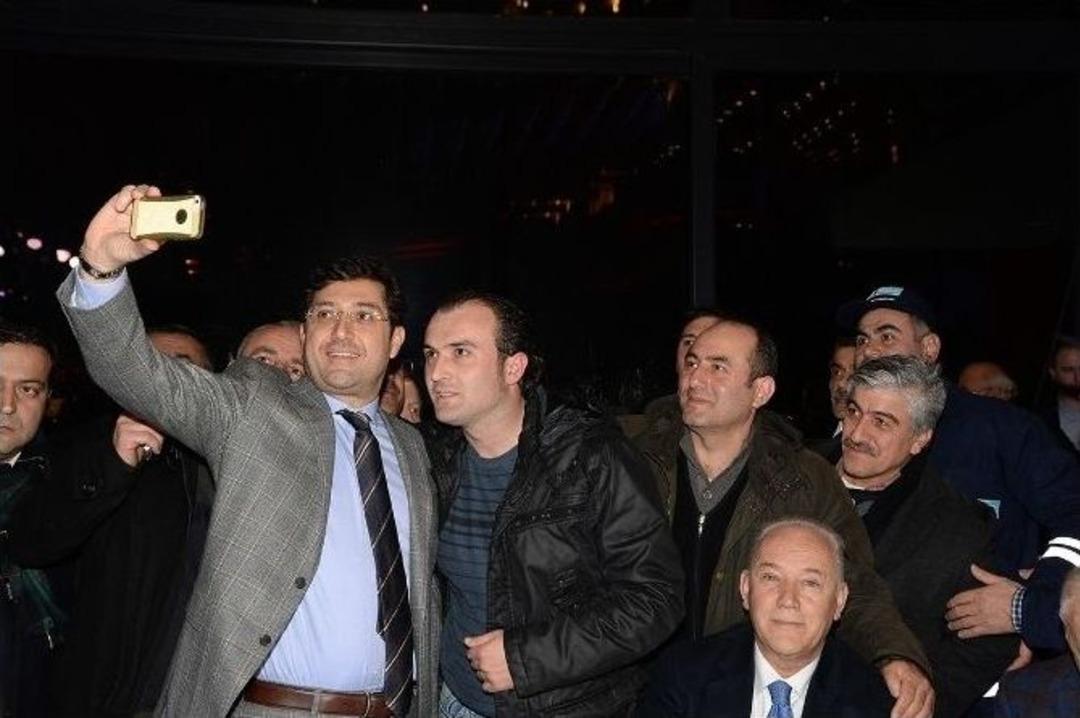 Beşiktaş Belediyesi&rsquo;nden &Ccedil;alışanlarına Yılbaşı Partisi