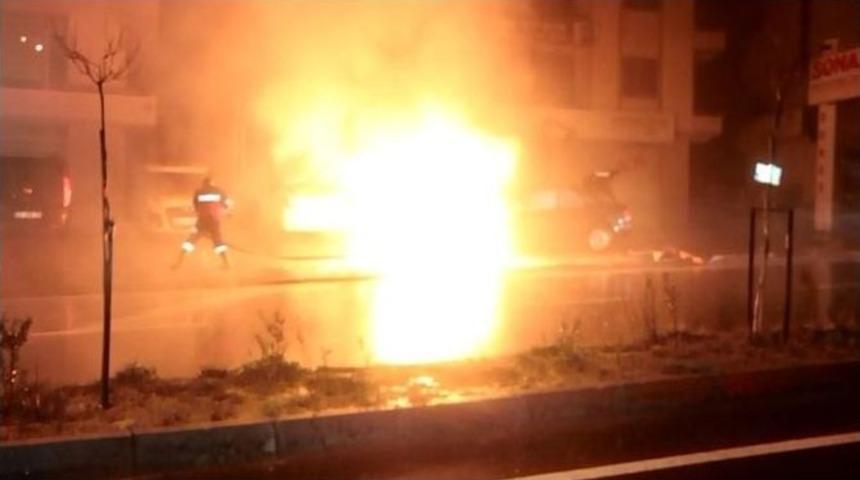 Otomobil Alev Topuna D&ouml;nd&uuml;