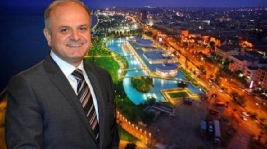 Vali &Ccedil;akacak, Mersinlilerin Yeni Yılını Kutladı