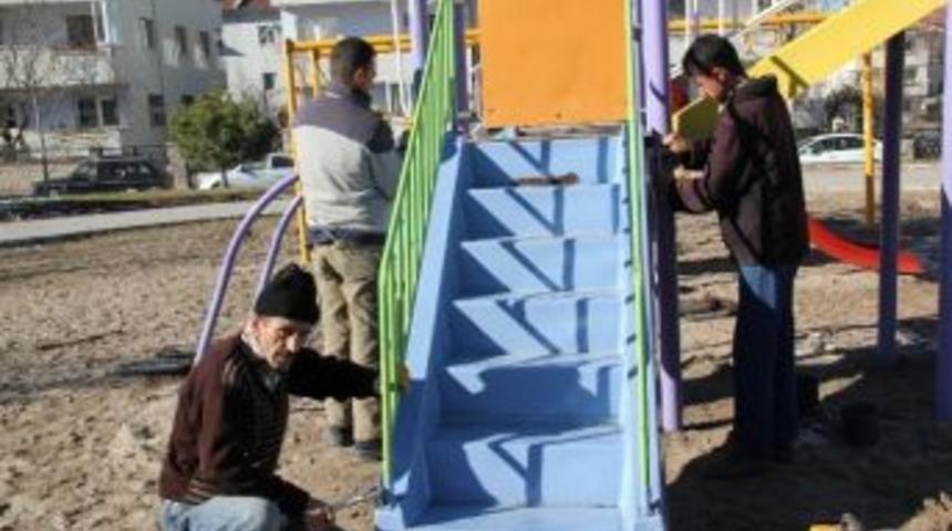 Nevşehir&rsquo;de Parklar Bakım Ve Onarımda