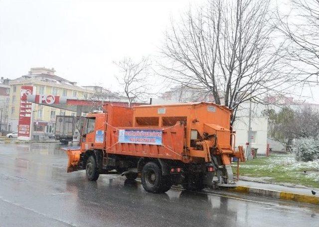 Beylikdüzü Karla Mücadele Ekipleri Görevde