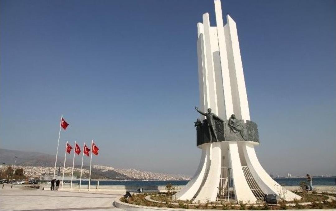 Karşıyaka&rsquo;da Yatırım Hamlesi