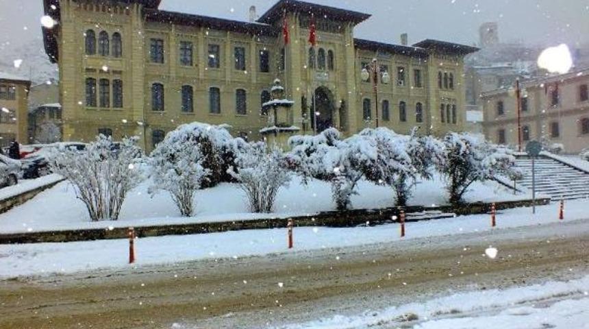 Kastamonu'da 781 K&ouml;y Yolu Ulaşıma Kapandı