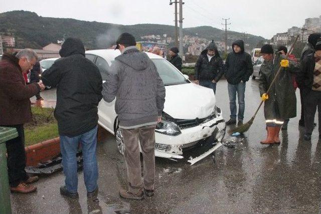 Öğrenci Servisi Kaza Yaptı: 5 Yaralı