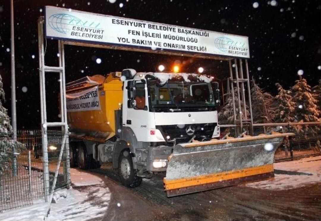 Esenyurt Kışla M&uuml;cadeleye Hazır