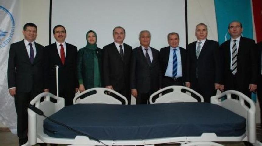 Doktordan Hastalar İ&ccedil;in 70 Medikal Yatak Bağışı