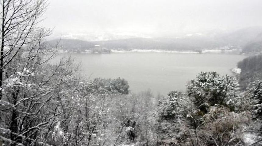 Kuraklıktan Kavrulan Yalova&rsquo;da Su Bolluğu