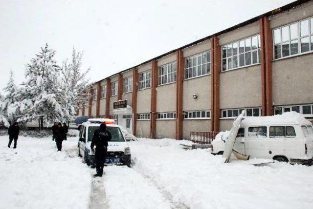 Kastamonu'da 781 Köy Yolu Ulaşıma Kapandı (2)