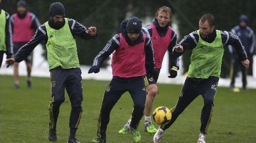 Fenerbah&ccedil;e, İstanbul Başakşehir Ma&ccedil;ı Hazırlıklarına Başladı