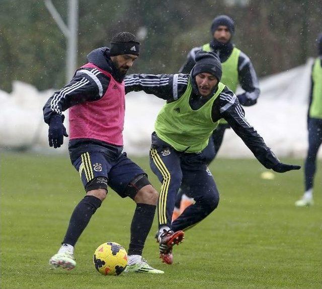 Fenerbahçe, İstanbul Başakşehir Maçı Hazırlıklarına Başladı