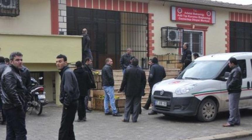 Suriyeli Kadın Hastaneye Giderken Kazada &Ouml;ld&uuml;