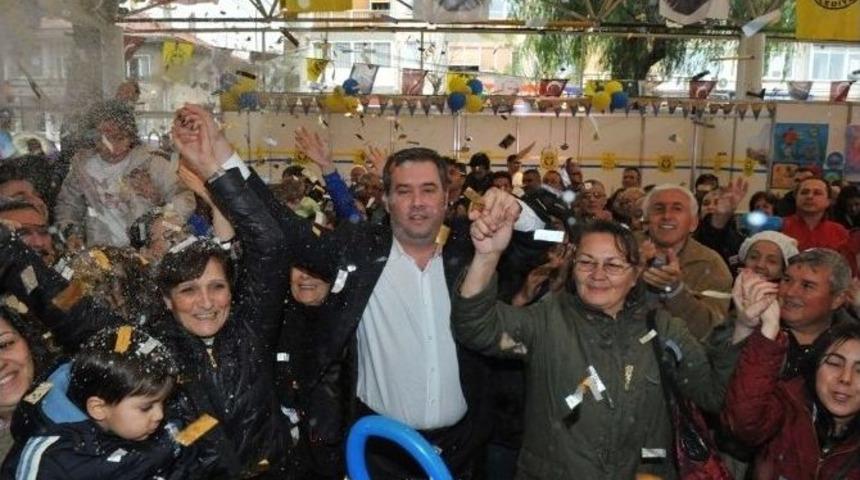 Buca&rsquo;da Yılbaşı Eğlenceleri Devam Ediyor