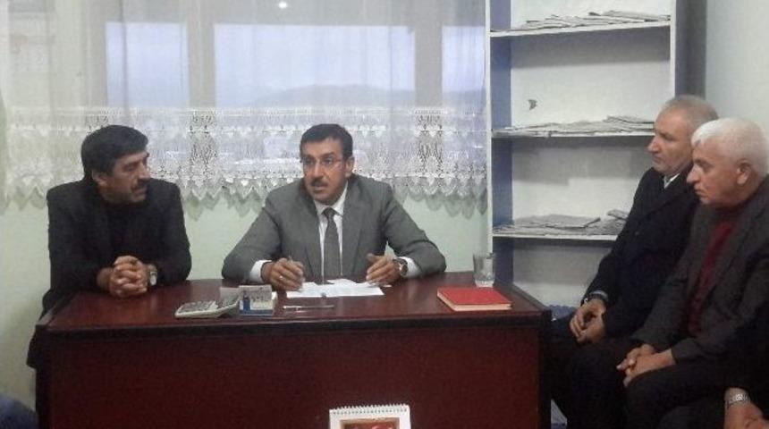 Ak Parti Heyeti, Arapgir İl&ccedil;e Teşkilatını Ziyaret Etti