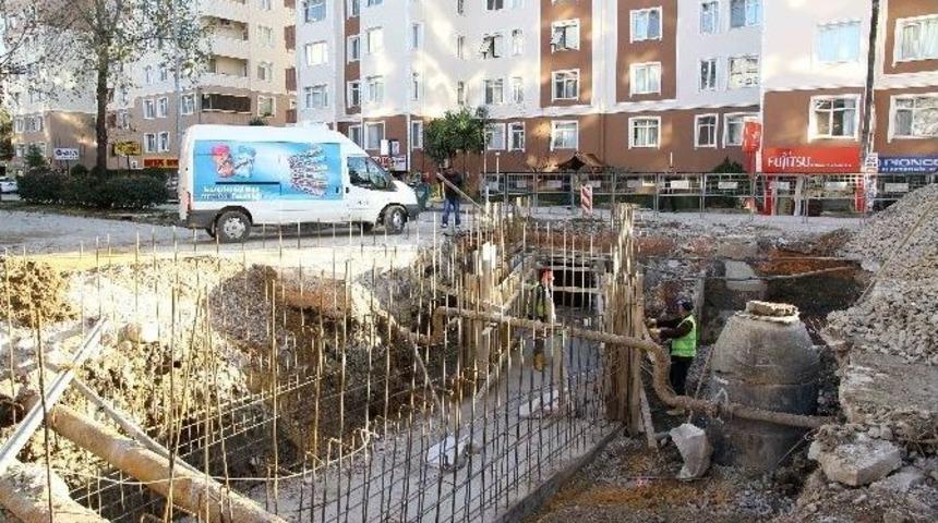 2,8 Km Yağmursuyu Ve Kanalizasyon Hattı Döşeniyor