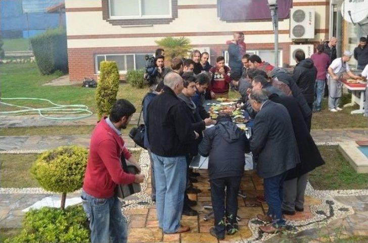 Adana Demirspor’dan Birlik Ve Beraberlik Yemeği G2