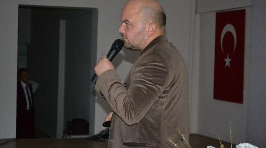 İskilip&rsquo;te &ldquo;topkapı Sarayı Ve Kutsal Emanetler&rdquo; Konulu S&ouml;yleşi