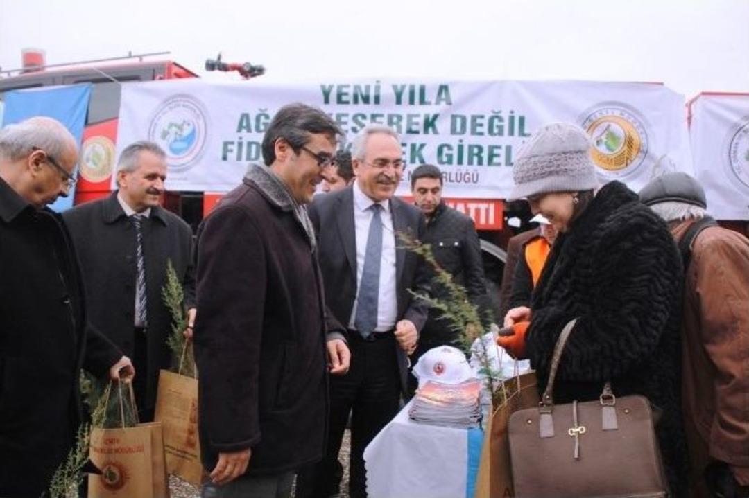 Orman B&ouml;lge M&uuml;d&uuml;rl&uuml;ğ&uuml; Ağa&ccedil; Dikmeye Teşvik Etti
