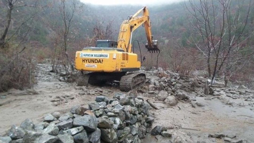 Kuyucak&rsquo;ta Aşırı Yağışlar G&ouml;leti Patlattı