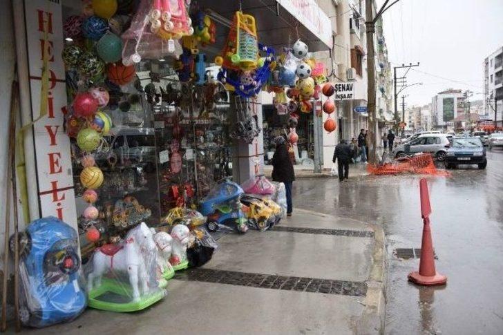 Aliağa’da Kaldırım İşgali Sona Eriyor G4