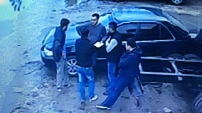 Hırsızlık Zanlıları Yakalandı