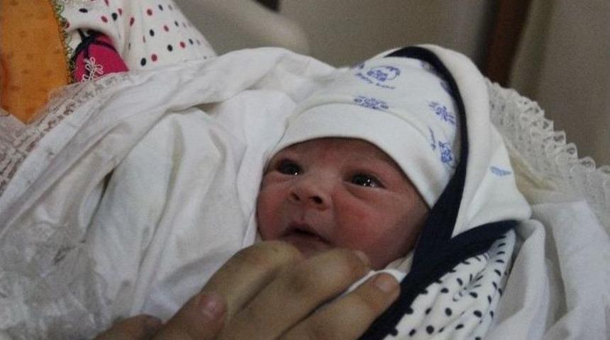 Kahramanmaraş&rsquo;ta Yeni Yılın İlk Bebekleri İki Erkek