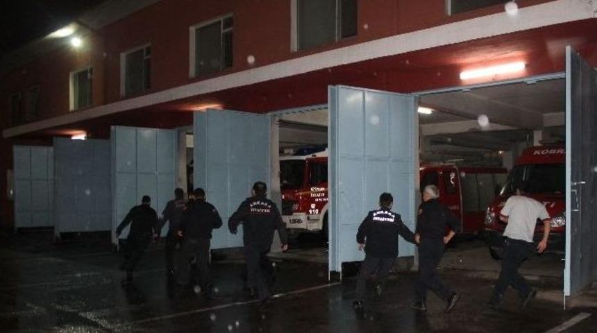 (&ouml;zel) İtfaiye Erleri, Yeni Yıla G&ouml;rev Başında Girdi