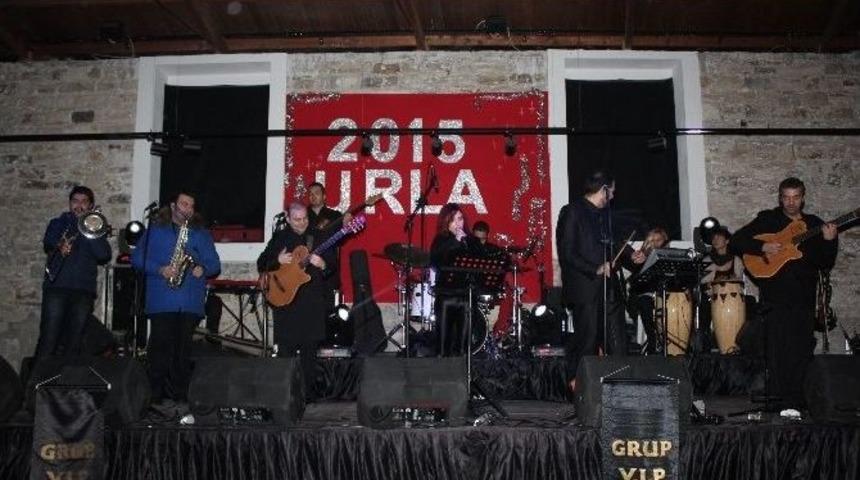 Urla Yeni Yıla Merhaba Dedi