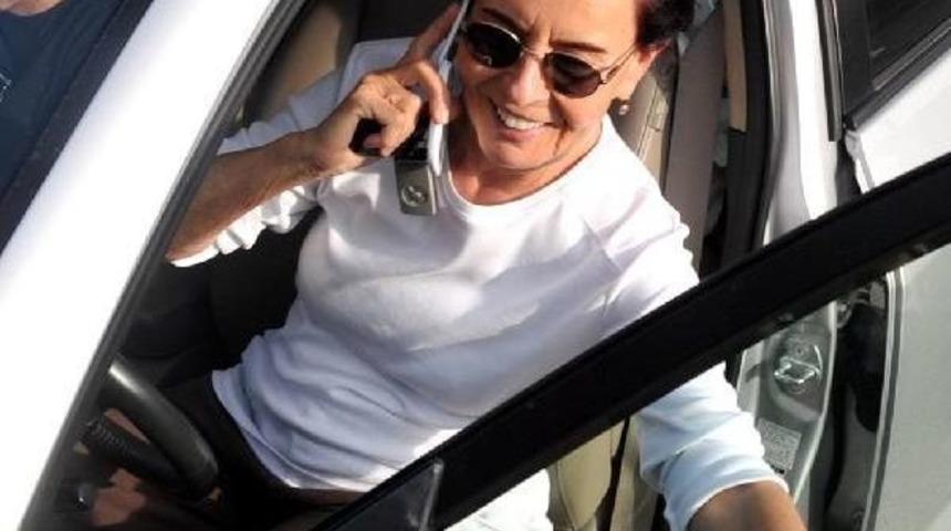 Fatma Girik Ve Memduh &Uuml;n Hastanede Yeni Yıl Kutladı