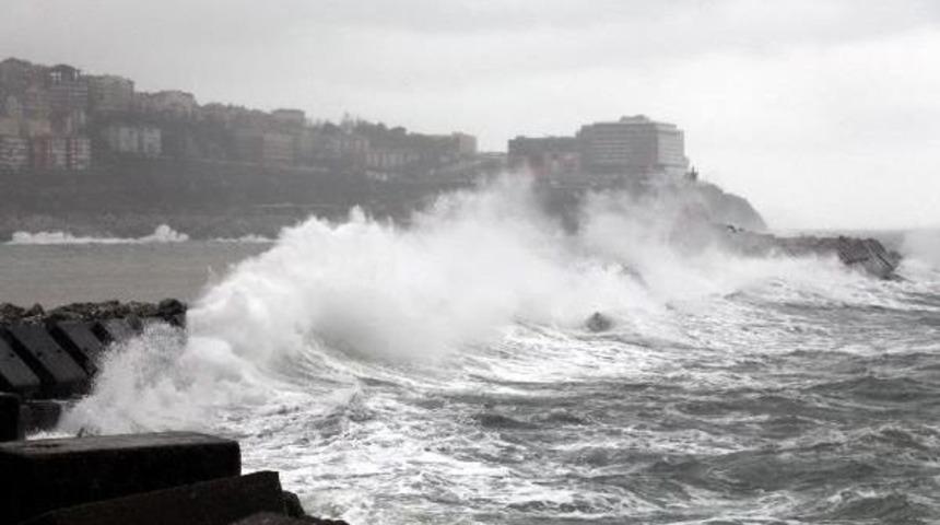 Zonguldak'ta Dev Dalgalar
