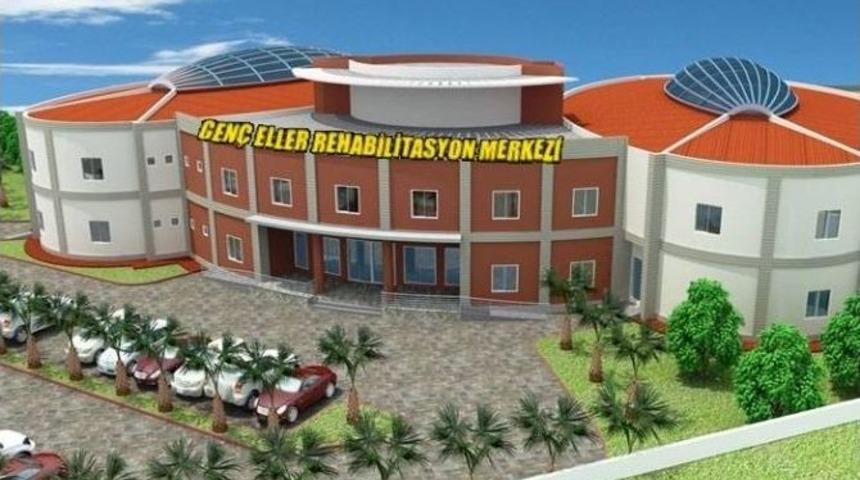 Gen&ccedil; Eller Rehabilitasyon Merkezi İ&ccedil;in Harekete Ge&ccedil;ti