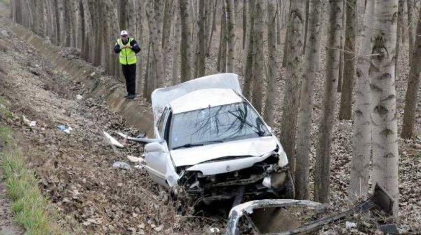 Otomobil Şarampole U&ccedil;tu: 7 Yaralı