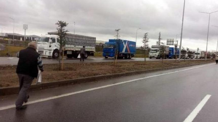 İzmir-İstanbul Yolu 45 Saat Sonra A&ccedil;ıldı