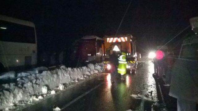 İzmir-İstanbul Yolu 45 Saat Sonra Açıldı