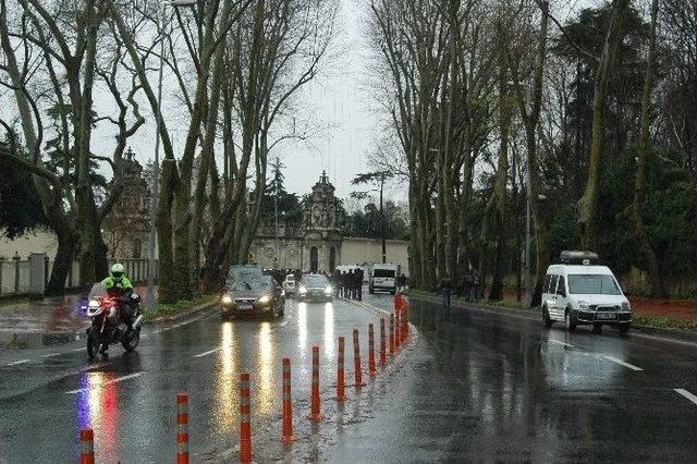 (düzeltme) Dolmabahçe Sarayı’na Atılan El Bombası Şans Eseri Patlamadı