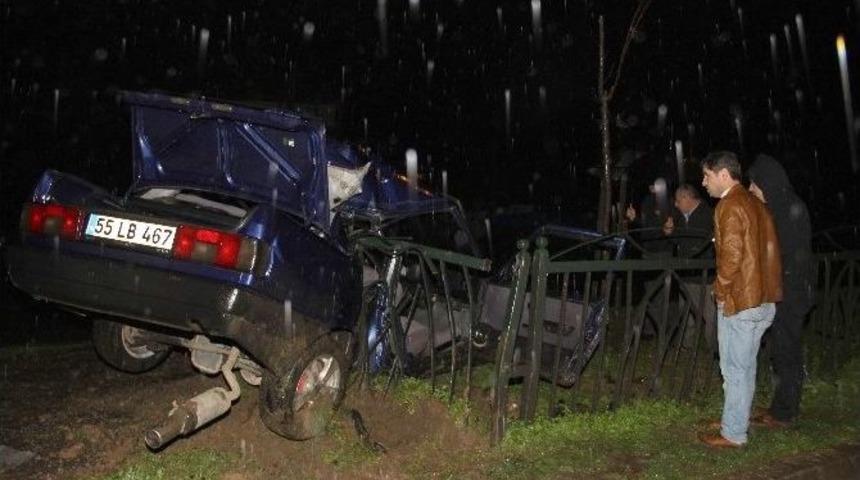 Samsun&rsquo;da Sağanak Yağış Kazaya Sebep Oldu: 4 Yaralı