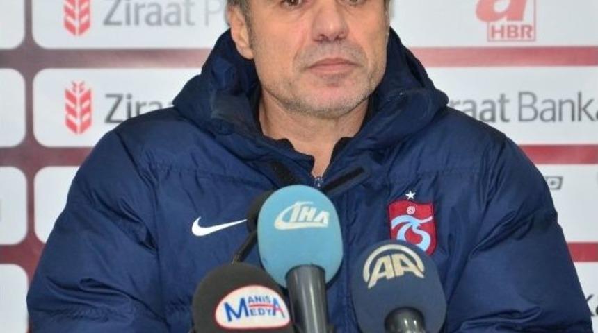 Yanal, Basın Toplantısında Gazeteci İle Atıştı