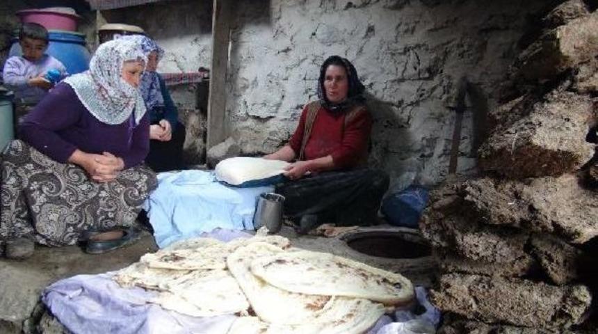 Kars'ta Yılbaşı Sofrasında Hindi Yerine Kaz Yeniyor