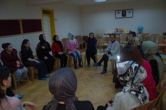 Lapseki&rsquo;de Otizm Eğitimi 1